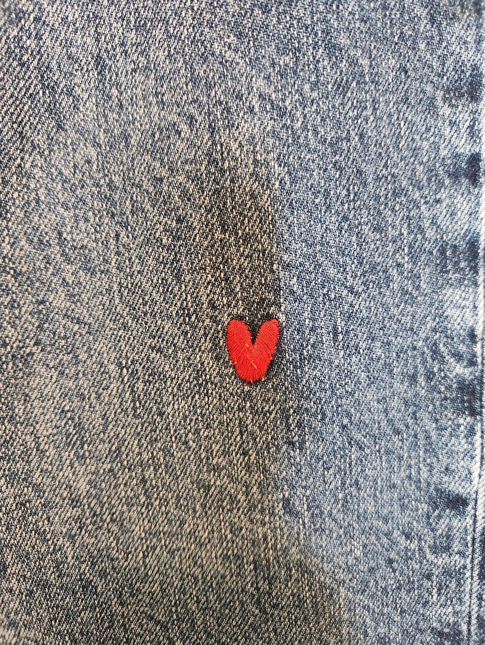 Frances Valentine Andy Sweetheart Heart Embroidered Raw Hem Jeans Size 12 - Picture 4 of 7